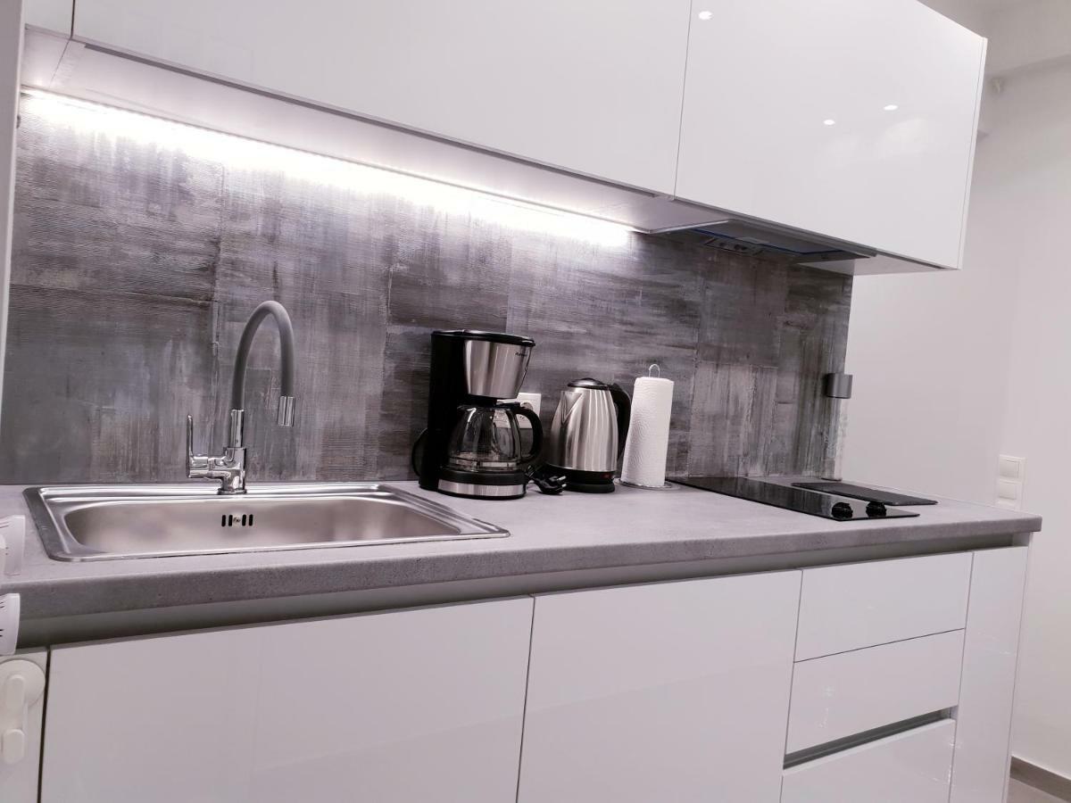 Beautiful Brand New Apartment Seaside Athens Ngoại thất bức ảnh